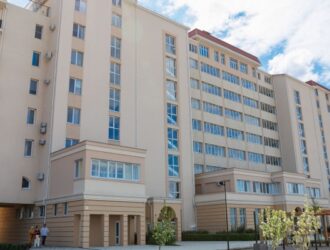 Как поступить правильно при покупке новой квартиры от застройщика?
