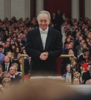 Виртуальный музей, посвященный жизни и творчеству знаменитого российского дирижера Юрия Темирканова, откроется этой осенью