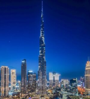 Самый высокий небоскреб в мире Бурдж-Халифа модернизируют с помощью динамичного RGBW-освещения