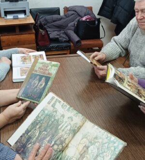 На встрече ветеранов Островского муниципального округа обсуждались произведения Честнякова