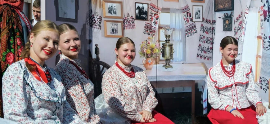 Сила казачек: как от Сечи до наших дней они создавали и берегли семейный уклад