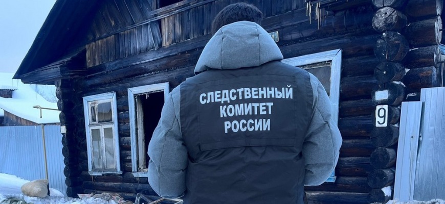 Региональный СК устанавливает обстоятельства гибели мужчины в результате пожара дома в Галиче