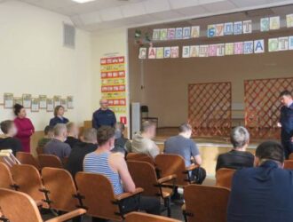 В преддверии Дня защитника Отечества руководитель следственного управления СК России по Костромской области посетил госпиталь для ветеранов войн