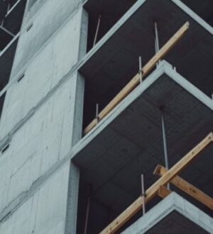 Метры под давлением: как спрос заставляет рынок жилья уменьшаться