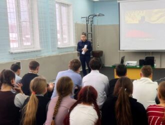 Старший следователь Кадыйского межрайонного следственного отдела следственного управления СК России по Костромской области провела профилактическое занятие для школьников