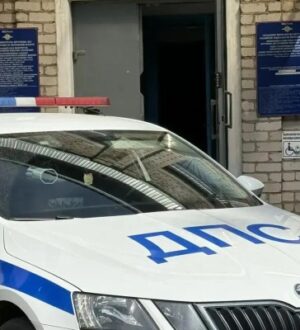 Под Костромой экипаж ДПС помог экстренно доставить ребенка в больницу