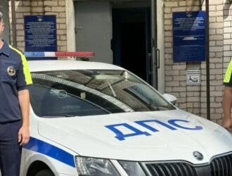 Под Костромой экипаж ДПС помог экстренно доставить ребенка в больницу