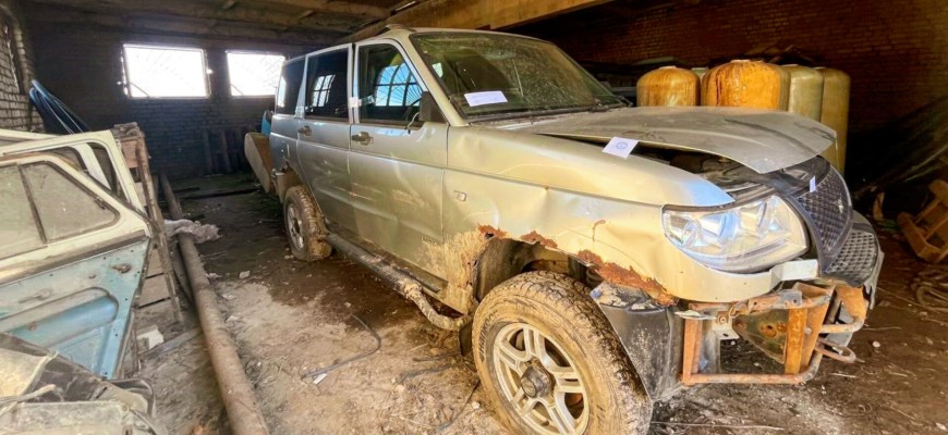Бывшего главу Островского муниципального района будут судить за сокрытия факта повреждения им служебного автомобиля