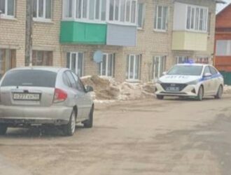 Два легковых автомобиля столкнулись в Судиславле