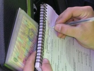 В Костромском районе благодаря бдительности местных жителей был задержан пьяный водитель